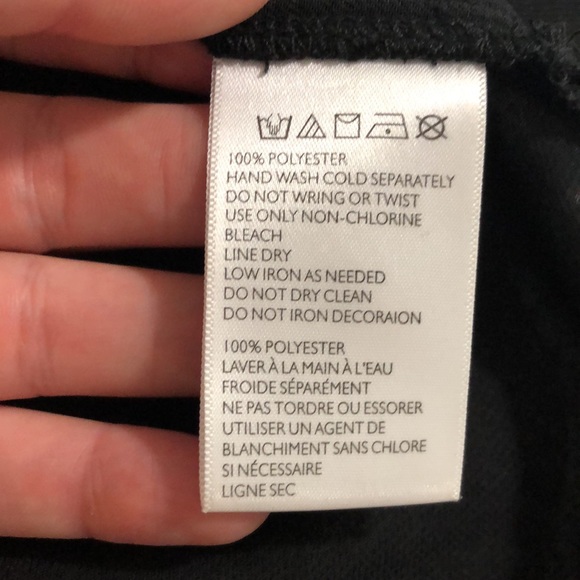 {Ecote} Black Decorative Neckline Sleeveless Open Back Blouse - Picture 7 of 9